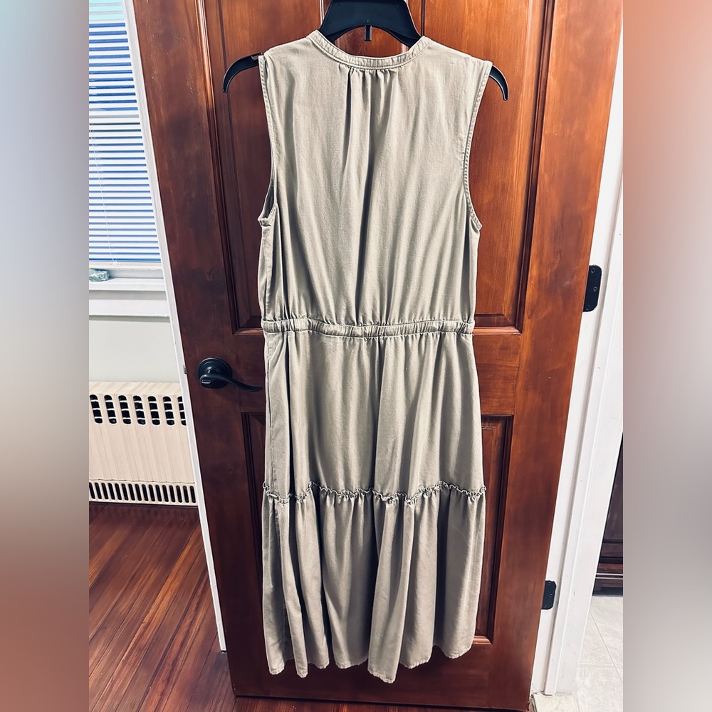 Lands' End Khaki Sleeveless Tiered Maxi Dress - Picture 3 of 8